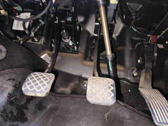 [武汉·鄂A] 二手宝骏宝骏5602015款 1.8L 手动精英型