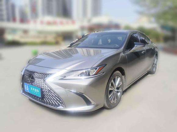 雷克薩斯雷克薩斯ES2018款 200 卓越版 國V「西安二手車」「天天拍車」