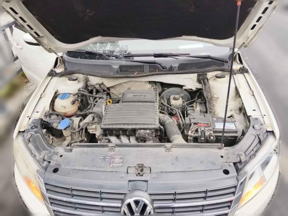 [成都·川A] 二手大众朗逸2013款 改款经典 1.6L 自动风尚版