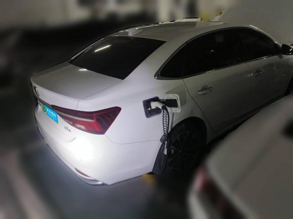 [上海·沪A] 二手荣威荣威i6新能源2019款 PLUS 50T 互联网荣耀旗舰版