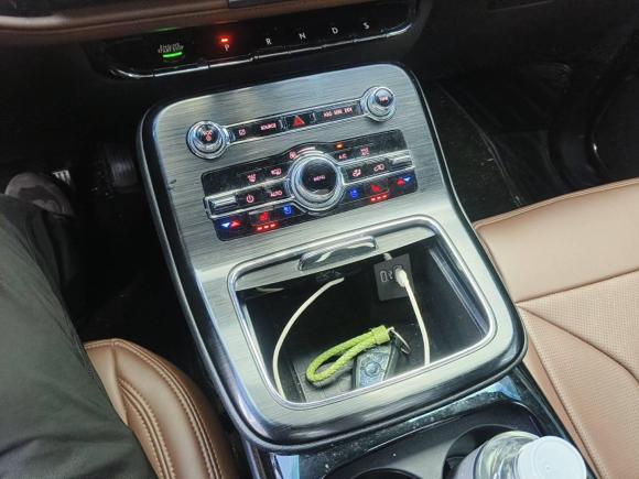 [上海·沪D] 二手林肯航海家2021款 2.0T 四驱尊雅版