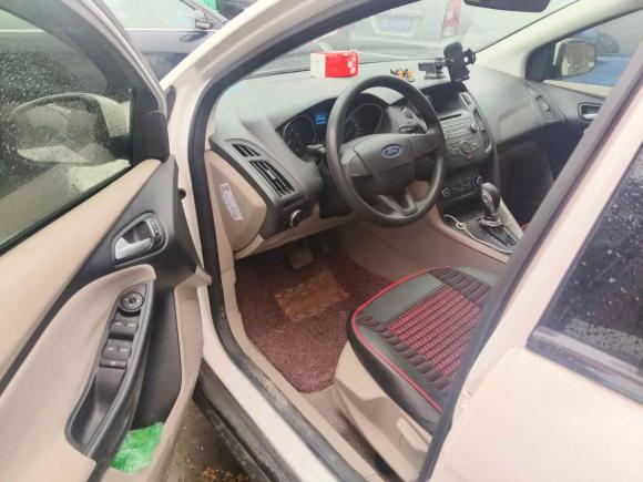 [杭州·浙A] 二手福特福克斯2015款 三厢 1.6L 自动舒适型