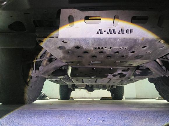 [深圳·渝A] 二手五十铃mu-X牧游侠2018款 3.0T 柴油自动四驱X-POWER版 5座