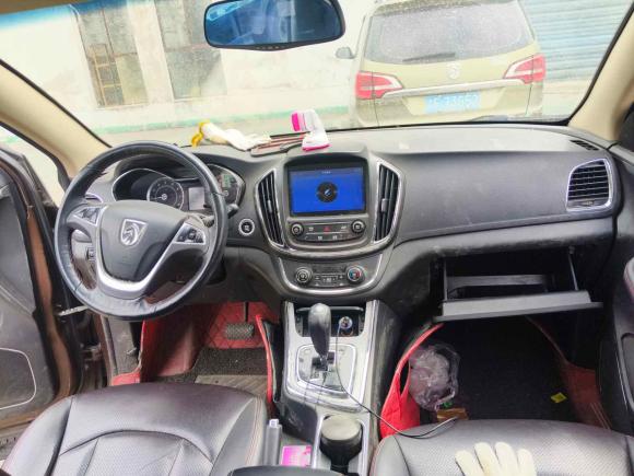 [上海·沪C] 二手宝骏宝骏5602016款 1.8L iAMT豪华型