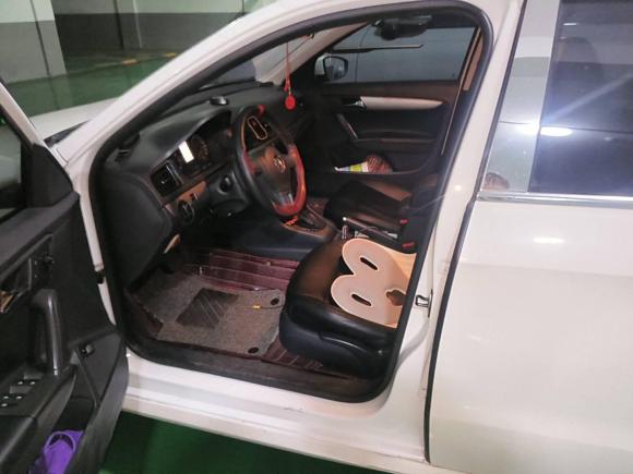 [义乌·黑E] 二手大众朗逸2013款 改款经典 1.6L 自动风尚版