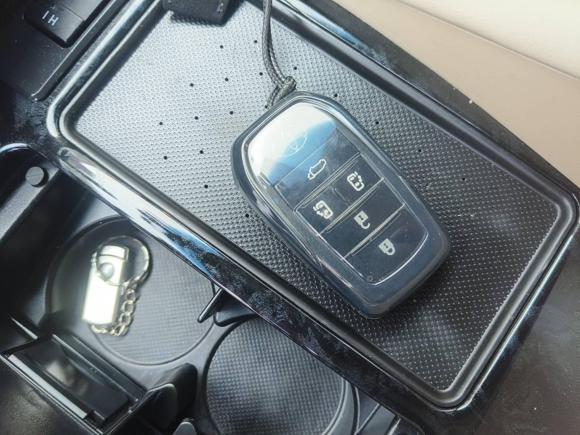 [上海·沪C] 二手丰田埃尔法2012款 3.5L 豪华版