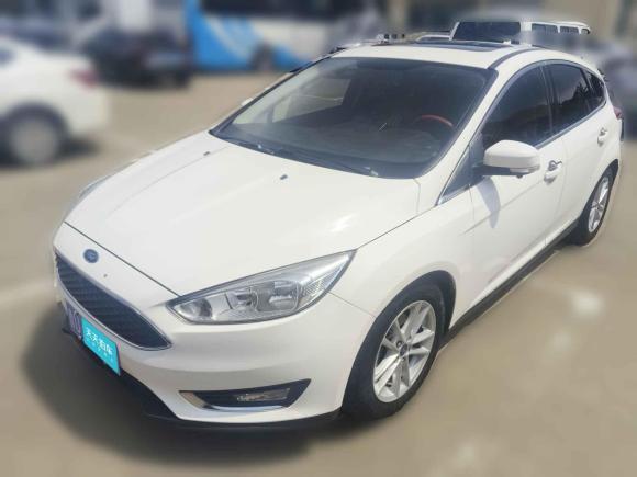 [青岛·鲁U] 二手福特福克斯2018款 两厢经典 EcoBoost 125 自动超能风尚型智行版