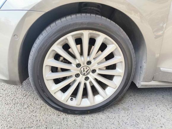 [成都·川A] 二手大众帕萨特2011款 2.0TSI DSG至尊版