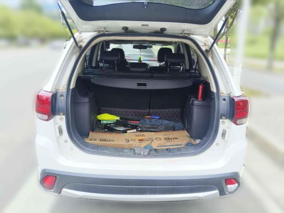 [西安·陕A] 二手三菱欧蓝德2018款 2.0L 两驱荣耀版 5座