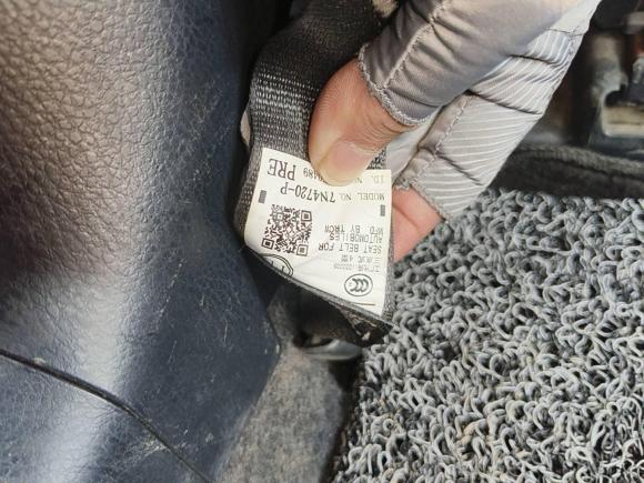 [广州·粤A] 二手丰田雷凌2017款 改款双擎 1.8H GS E-CVT精英天窗版 国V