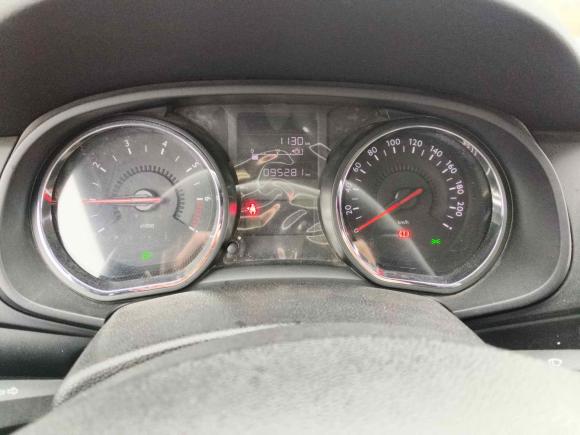 [南昌·赣A] 二手雪铁龙雪铁龙C3-XR2015款 1.6L 手动先锋型