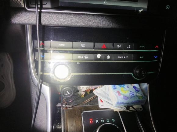 [嘉兴·赣G] 二手捷豹捷豹XFL2017款 XFL 2.0T 200PS 豪华版