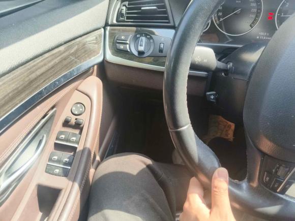 [上海·沪A] 二手宝马宝马5系2014款 525Li 豪华设计套装