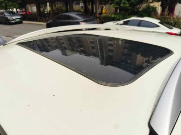 [杭州·浙A] 二手奔腾奔腾X802015款 2.0L 自动舒适周年纪念型