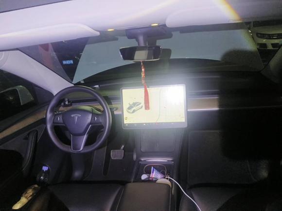 [深圳·粤B] 二手特斯拉Model Y2021款 长续航全轮驱动版 3D7