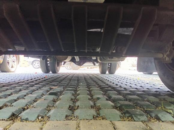 [苏州·苏E] 二手依维柯依维柯褒迪2017款 2.5T经典A32客车中顶6-7座47Z5