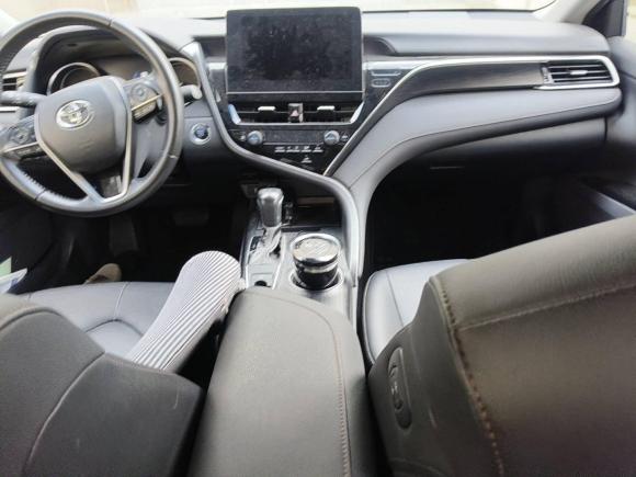 [上海·苏U] 二手丰田凯美瑞2022款 2.0GVP 领先版