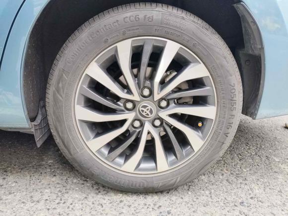 [成都·川A] 二手丰田卡罗拉2016款 双擎 1.8L E-CVT豪华版