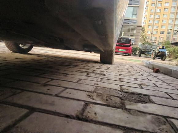 [青岛·鲁B] 二手奇瑞艾瑞泽52016款 1.5L 手动领尚版