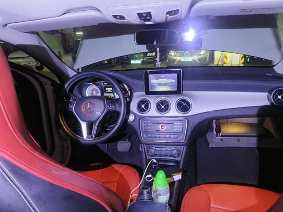 [深圳·粤L] 二手奔驰奔驰GLA2016款 GLA 200 时尚型