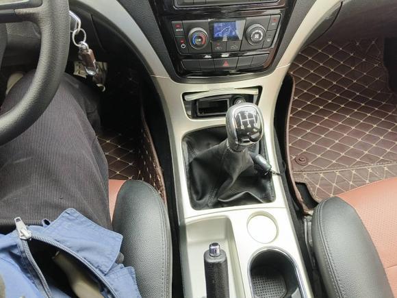 [合肥·皖A] 二手福迪雄师F222017款 2.4L两驱汽油进取型4G69S4N