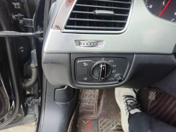 [杭州·浙A] 二手奥迪奥迪A82013款 A8L 50 TFSI quattro舒适型