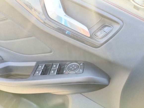 [苏州·苏E] 二手福特福克斯2021款 两厢 EcoBoost 180 自动ST Line