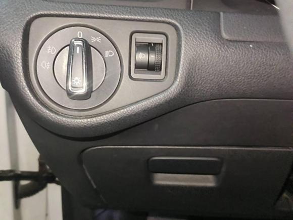 [广州·粤A] 二手大众高尔夫2014款 1.6L 自动舒适型