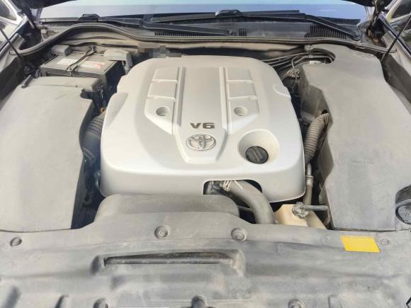 [武汉·鄂A] 二手丰田皇冠2010款 3.0L Royal Saloon VIP