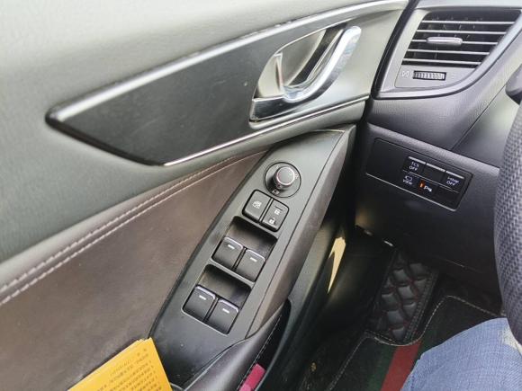 [西安·陕U] 二手马自达马自达CX-42021款 2.0L 自动两驱蓝天品位版