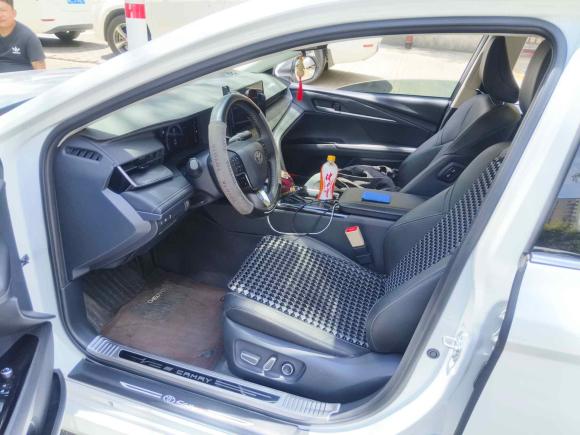 [上海·沪C] 二手丰田凯美瑞2024款 双擎 2.0HGVP 豪华版