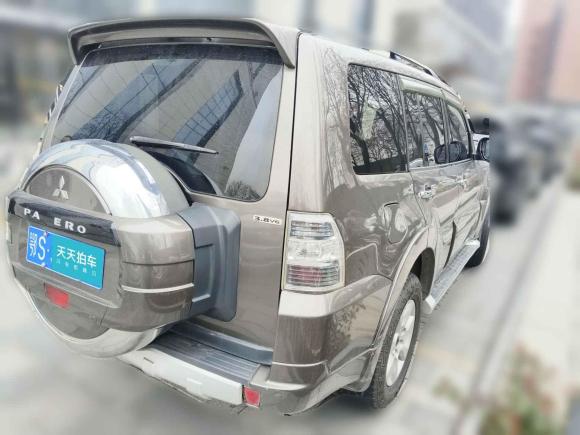 [武汉·鄂S] 二手三菱帕杰罗2011款 3.0L 豪华版