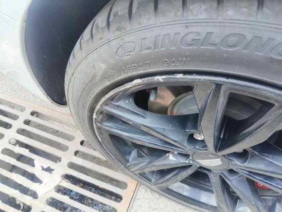 [青岛·鲁B] 二手凯迪拉克凯迪拉克CT42020款 28T 时尚型