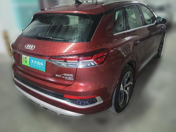 [上海·沪A] 二手奥迪奥迪Q4 e-tron2022款 50 e-tron quattro 创境版
