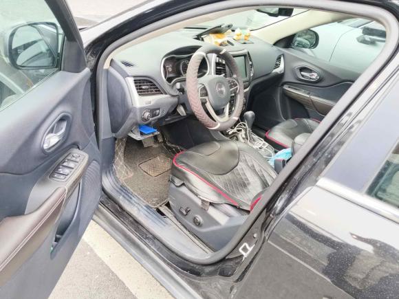 [合肥·皖A] 二手Jeep自由光2020款 2.0L 两驱经典运动版