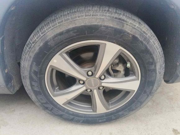 [济南·鲁A] 二手哈弗哈弗H62015款 改款 运动版 1.5T 手动两驱精英型