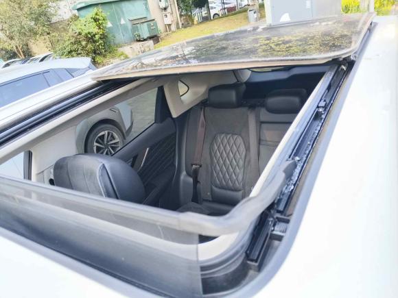 [成都·川F] 二手红旗红旗HS52019款 2.0T 智联旗享四驱版