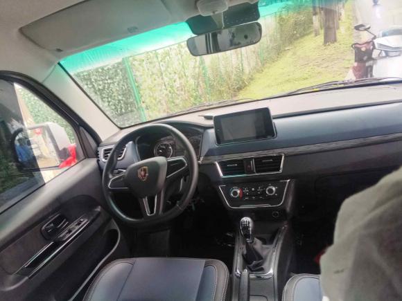 [上海·苏U] 二手金杯金杯金卡S22023款 1.6L 手动双排2.51米货厢后单轮舒享型SWJ16