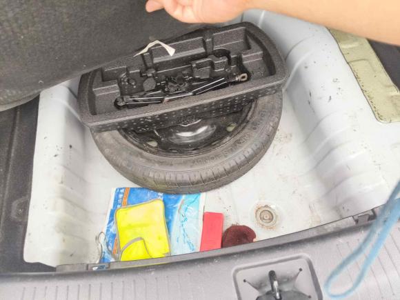 [宁波·浙B] 二手长安逸动DT2018款 1.6L 自动智享型