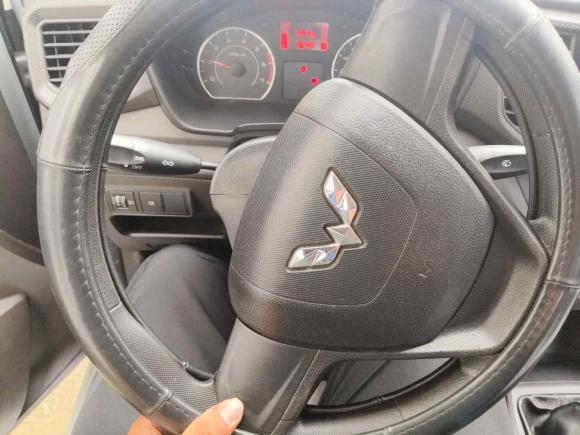 [上海·沪J] 二手五菱汽车五菱宏光V2019款 1.5L基本型国VI LAR