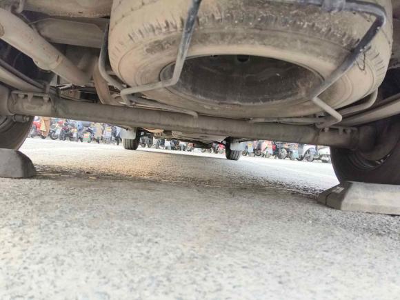 [杭州·浙A] 二手上汽大通MAXUS新途V802018款 2.5T 6挡手动精英版长轴中顶7/10座