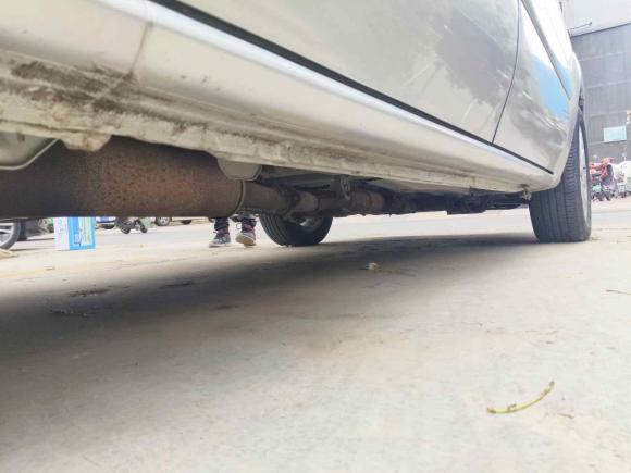 [济南·鲁A] 二手别克别克GL82011款 2.4L LT行政版