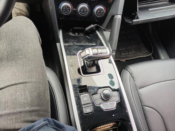 [合肥·皖A] 二手哈弗哈弗H62018款 红标 运动版 1.5T 自动两驱精英型