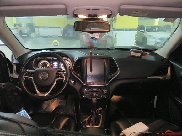 [武汉·鄂A] 二手Jeep自由光2016款 2.4L 领先版