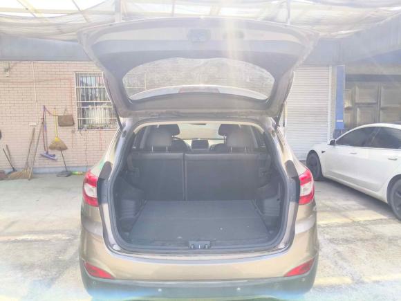 [杭州·浙A] 二手现代北京现代ix352015款 2.0L 自动两驱智能型 国V