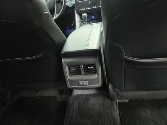 [上海·苏U] 二手丰田亚洲龙2023款 双擎 2.5L 豪华版