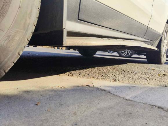 [青岛·鲁B] 二手凯迪拉克凯迪拉克SRX2013款 3.0L 豪华型