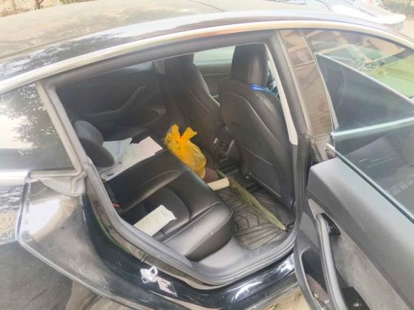 [上海·沪A] 二手特斯拉Model 32019款 标准续航后驱升级版