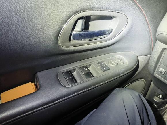 [武汉·鄂A] 二手本田本田XR-V2015款 1.8L VTi CVT豪华版