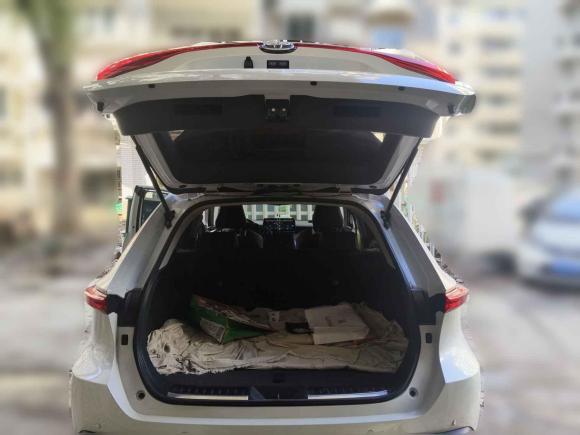 [杭州·浙A] 二手丰田凌放HARRIER2022款 双擎 2.5L CVT两驱豪华版